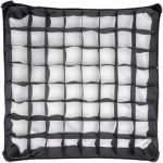 LIGHT CONTROL GRID Following Aputure’s philosophy of ultimate light control for both soft and hard lights, the LS 60 Softbox includes a fabric light control grid to give the soft light direction and minimize excess spill.
