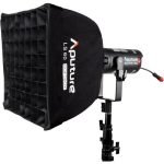 LIGHT CONTROL GRID Following Aputure’s philosophy of ultimate light control for both soft and hard lights, the LS 60 Softbox includes a fabric light control grid to give the soft light direction and minimize excess spill.