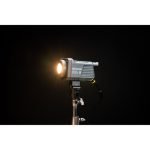 Amaran-200xS-Bi-Color-LED-Monolight-India-Tiyan