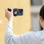 Ulanzi-MA35-MagSafe-Bluetooth-Smartphone-Camera-Shutter-and-Grip-India-Tiyana