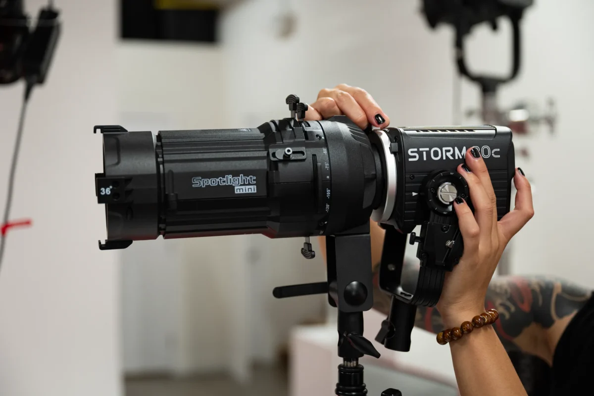 Aputure-Spotlight-Mini-36°-Lens-Kit-for-STORM-80c-India-Tiyana